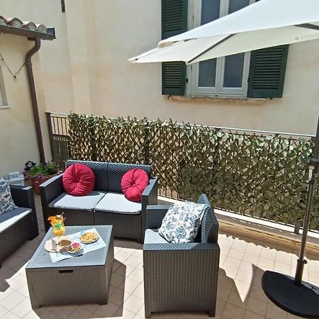 Cozy House Con Corte Privata In Centro Storico Aq LʼAquila Exteriér fotografie